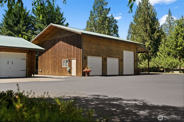 16143 Bay Ridge Drive NW, Poulsbo, WA 98370