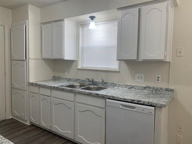 2812 Eddie Place, Fort Worth, TX 76140