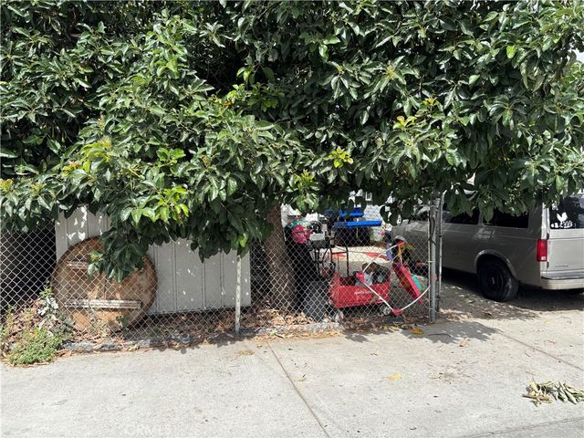 810 S Record, Los Angeles, CA 90023