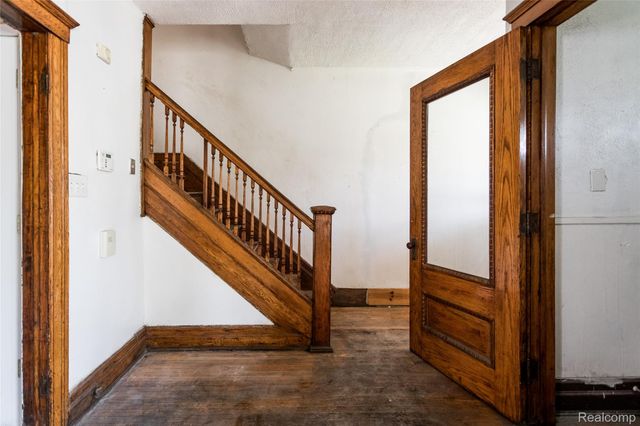 2202 Lothrop Street, Detroit, MI 48206