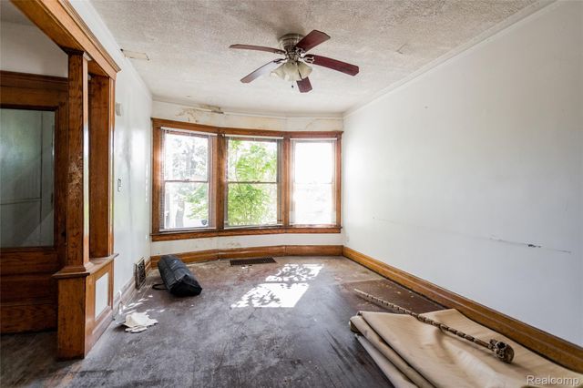 2202 Lothrop Street, Detroit, MI 48206