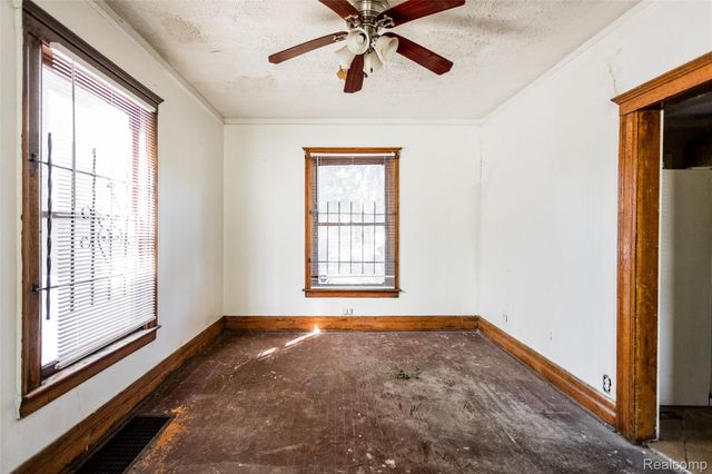 2202 Lothrop Street, Detroit, MI 48206