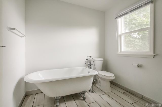 2202 Lothrop Street, Detroit, MI 48206