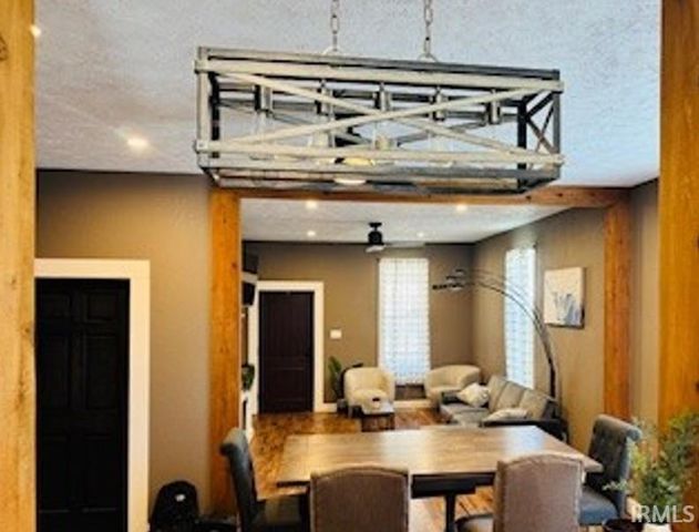 637 Adams Avenue, Evansville, IN 47713