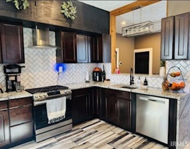 637 Adams Avenue, Evansville, IN 47713