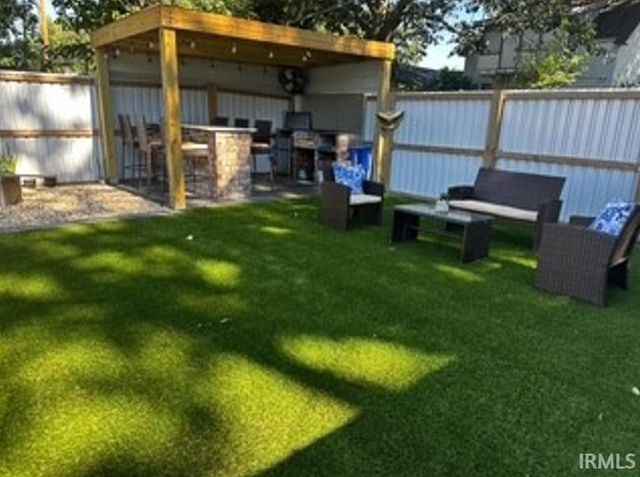 637 Adams Avenue, Evansville, IN 47713