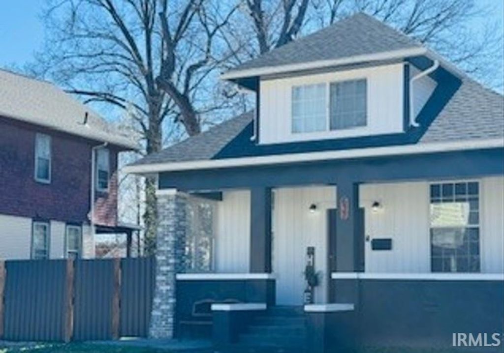637 Adams Avenue, Evansville, IN 47713