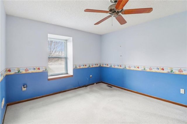 19985 W 119th Street, Olathe, KS 66061