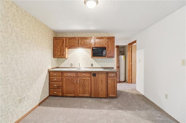 19985 W 119th Street, Olathe, KS 66061