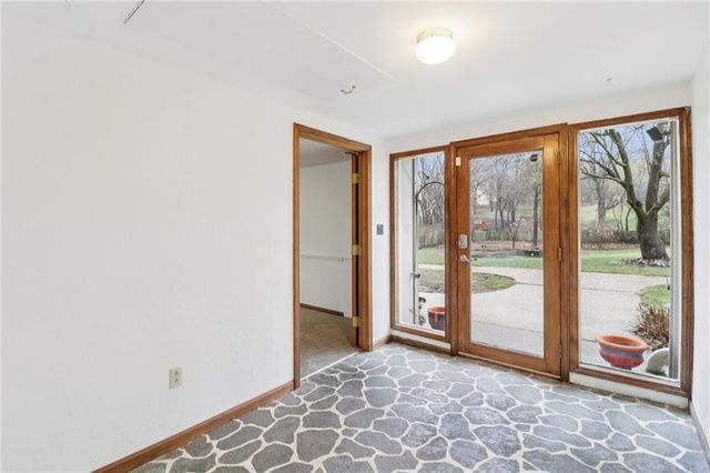 19985 W 119th Street, Olathe, KS 66061