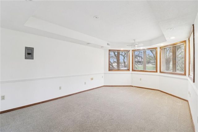 19985 W 119th Street, Olathe, KS 66061