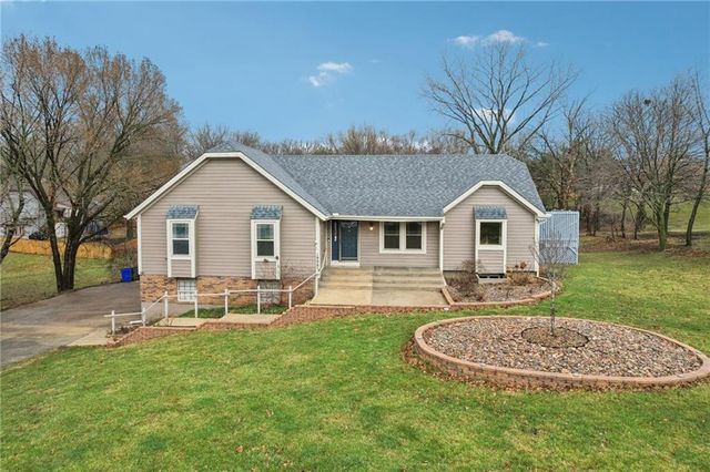 19985 W 119th Street, Olathe, KS 66061