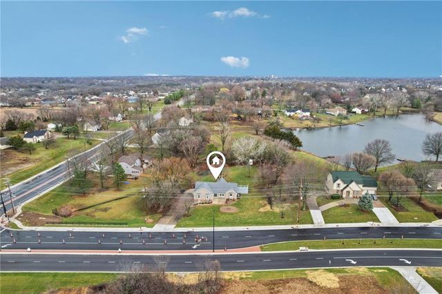 19985 W 119th Street, Olathe, KS 66061