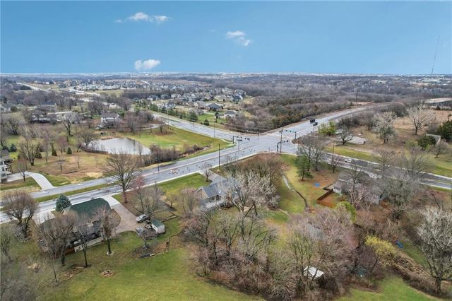 19985 W 119th Street, Olathe, KS 66061