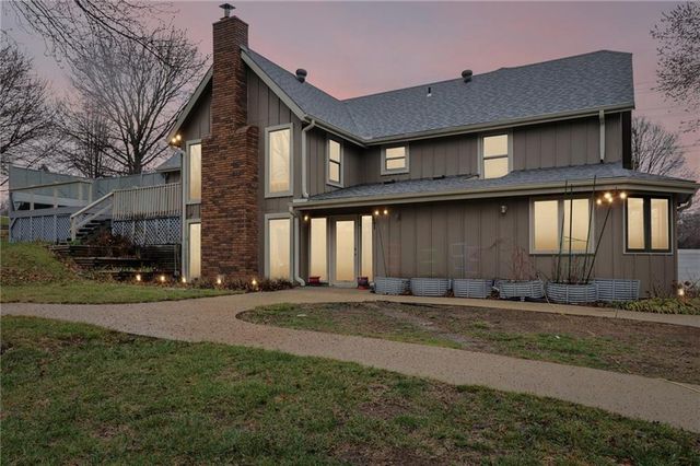 19985 W 119th Street, Olathe, KS 66061