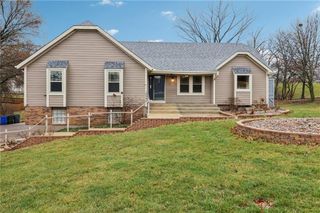 19985 W 119th Street, Olathe, KS 66061