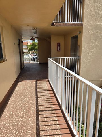 2881 N Pine Island Road, Sunrise, FL 33322