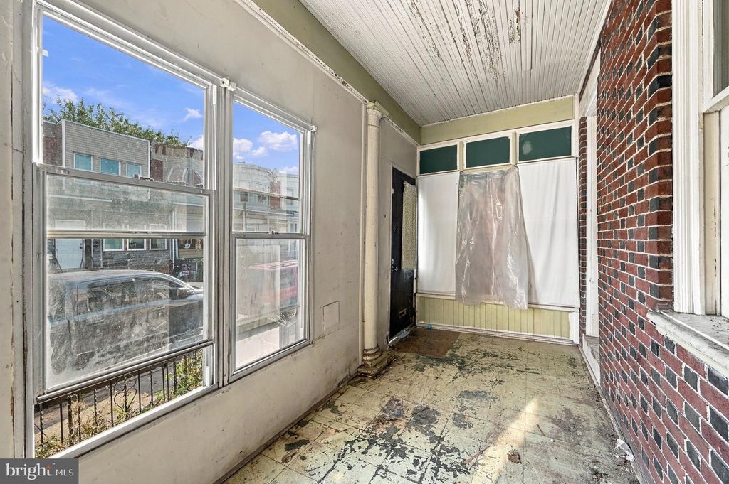 1712 S YEWDALL ST, PHILADELPHIA, PA 19143 — photo 4