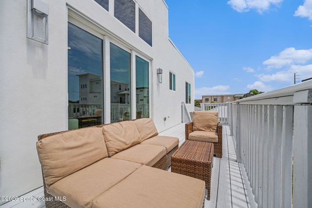 2031 S Orlando Avenue, Cocoa Beach, FL 32931
