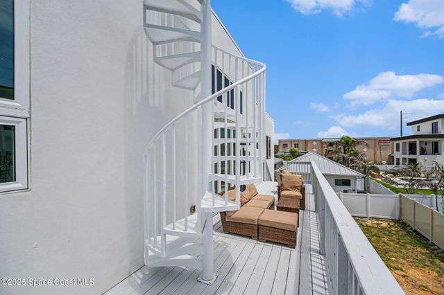 2031 S Orlando Avenue, Cocoa Beach, FL 32931