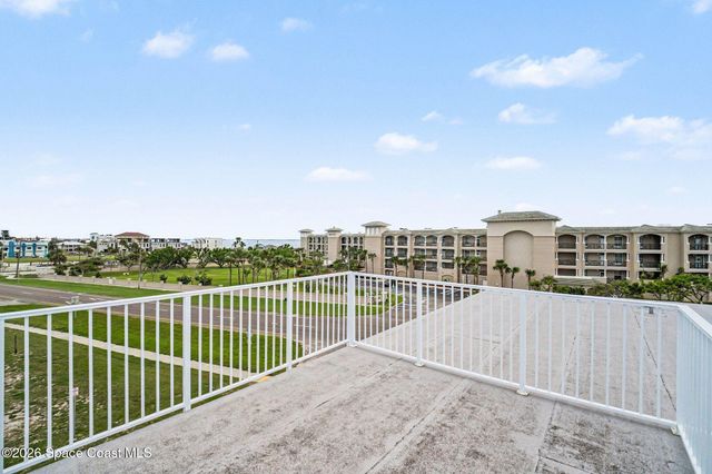 2031 S Orlando Avenue, Cocoa Beach, FL 32931