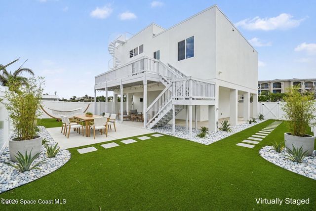 2031 S Orlando Avenue, Cocoa Beach, FL 32931