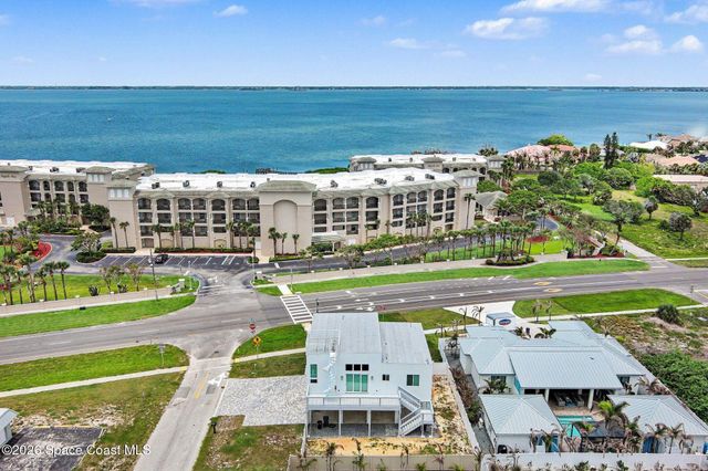 2031 S Orlando Avenue, Cocoa Beach, FL 32931