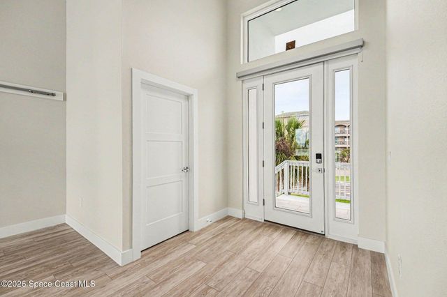 2031 S Orlando Avenue, Cocoa Beach, FL 32931