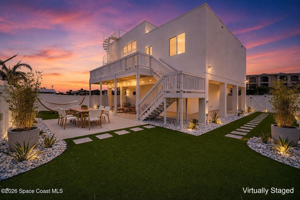 2031 S Orlando Avenue, Cocoa Beach, FL 32931