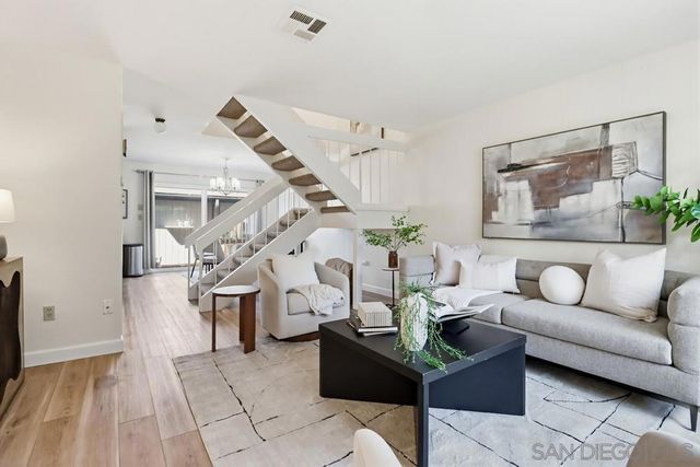 10606 Magnolia, Santee, CA 92071