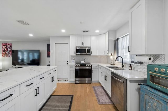 1850 LOMBARDY DRIVE, Clearwater, FL 33755