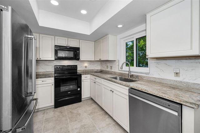 2210 UTOPIAN DRIVE E 203, Clearwater, FL 33763