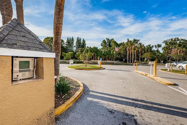 2210 UTOPIAN DRIVE E 203, Clearwater, FL 33763