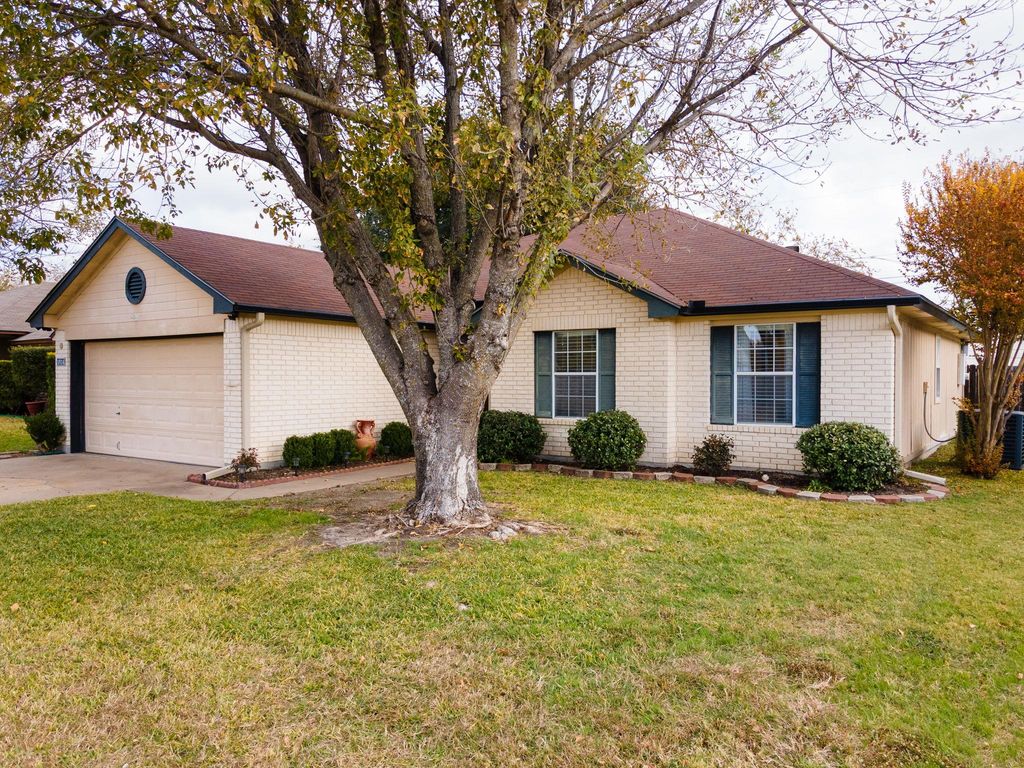 1814 Michele DR, Killeen, TX 76542