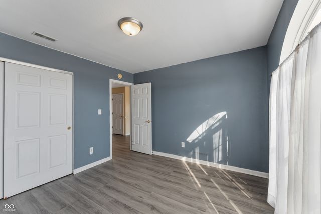 1712 Turning Leaf Drive, Franklin, IN 46131