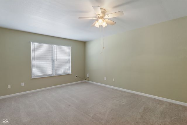 1712 Turning Leaf Drive, Franklin, IN 46131