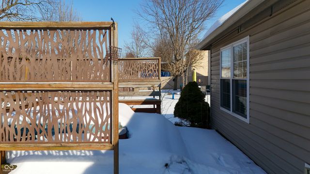 1712 Turning Leaf Drive, Franklin, IN 46131