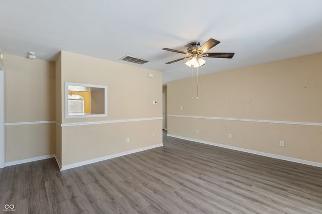 1712 Turning Leaf Drive, Franklin, IN 46131