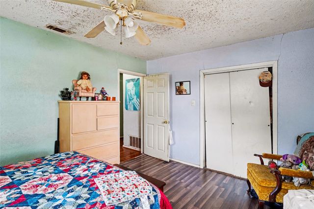 5700 Kennedy Street, Watauga, TX 76148