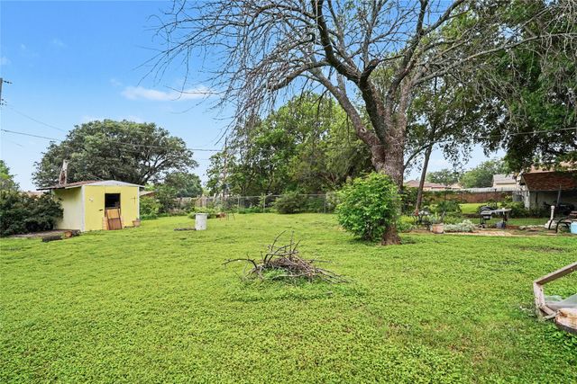 5700 Kennedy Street, Watauga, TX 76148