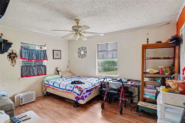 5700 Kennedy Street, Watauga, TX 76148