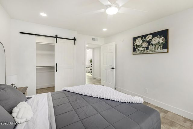 7050 W GARFIELD Street, Phoenix, AZ 85043