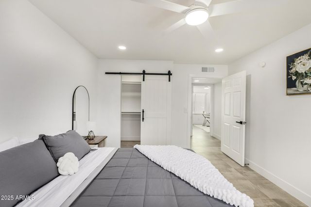 7050 W GARFIELD Street, Phoenix, AZ 85043