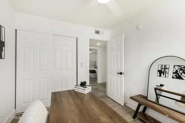 7050 W GARFIELD Street, Phoenix, AZ 85043