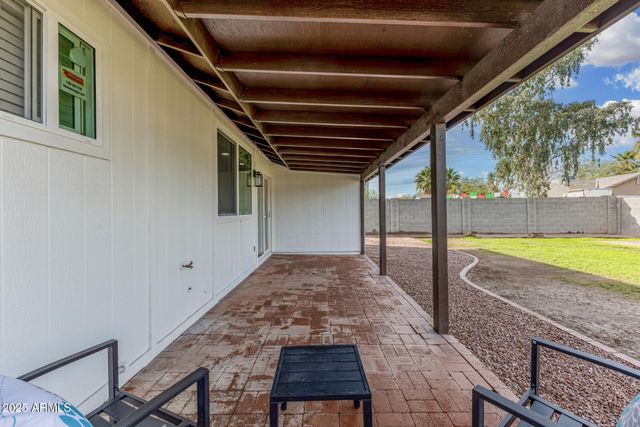 7050 W GARFIELD Street, Phoenix, AZ 85043