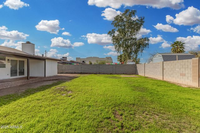 7050 W GARFIELD Street, Phoenix, AZ 85043