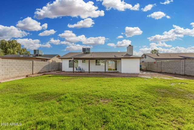 7050 W GARFIELD Street, Phoenix, AZ 85043