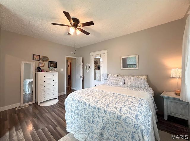 9805 Linn Avenue, Lemay, MO 63125