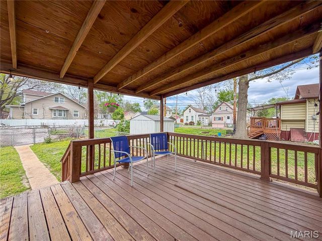 9805 Linn Avenue, Lemay, MO 63125