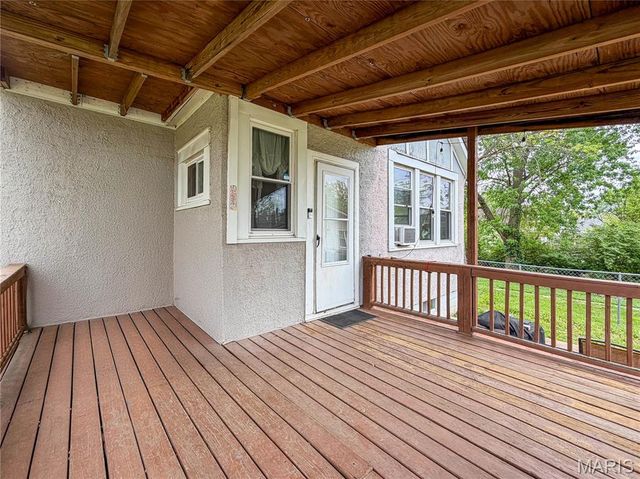 9805 Linn Avenue, Lemay, MO 63125